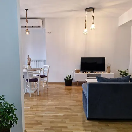 Boho Center *